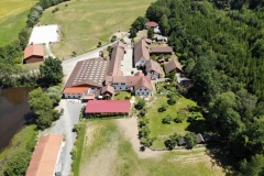 farma-Heroutice-letecky-pohled