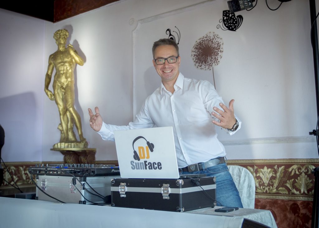 DJ na svatbu Praha Radek Šiml